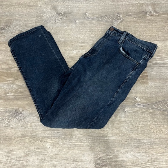 Dark Navy Blue Vintage Levi Jeans - Picture 1 of 4